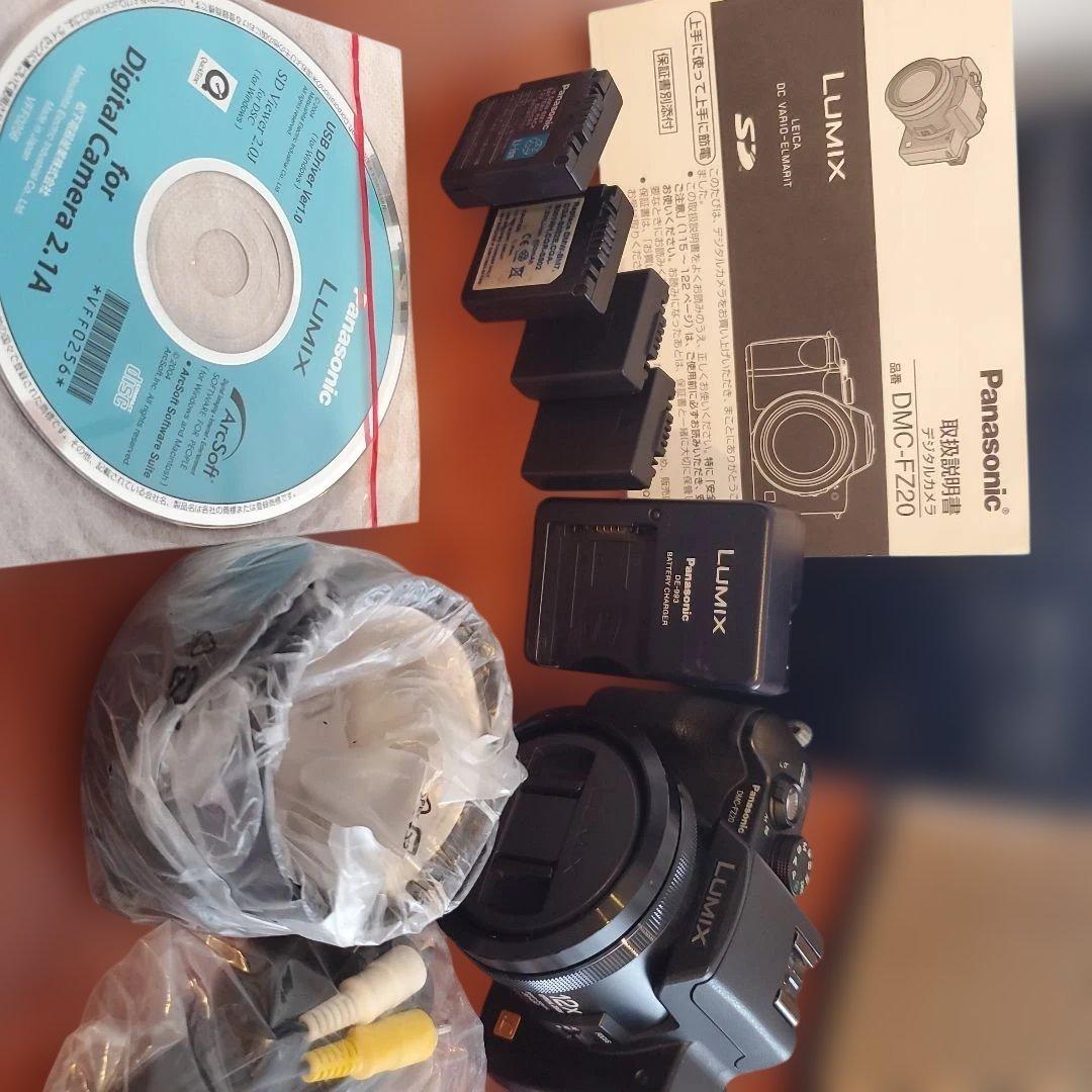 Panasonic DMC-FZ20 デジタルカメラ(中古作動確認済み)