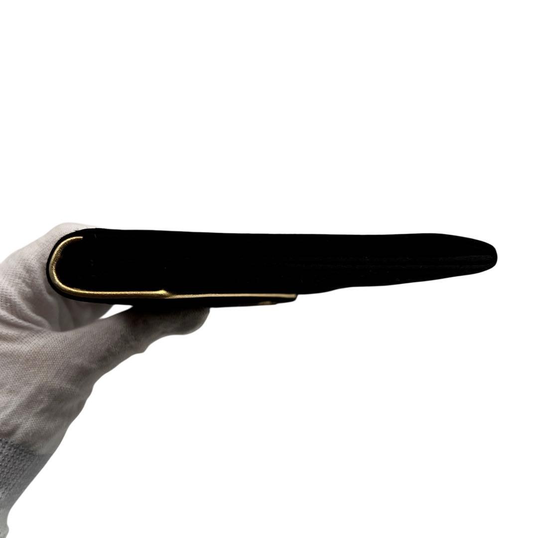 Yves Saint Laurent ブラック クラッチバッグ 9155