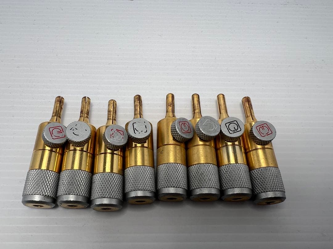 GOLDMUND ゴールドムンド　バナナプラグ　8個セット