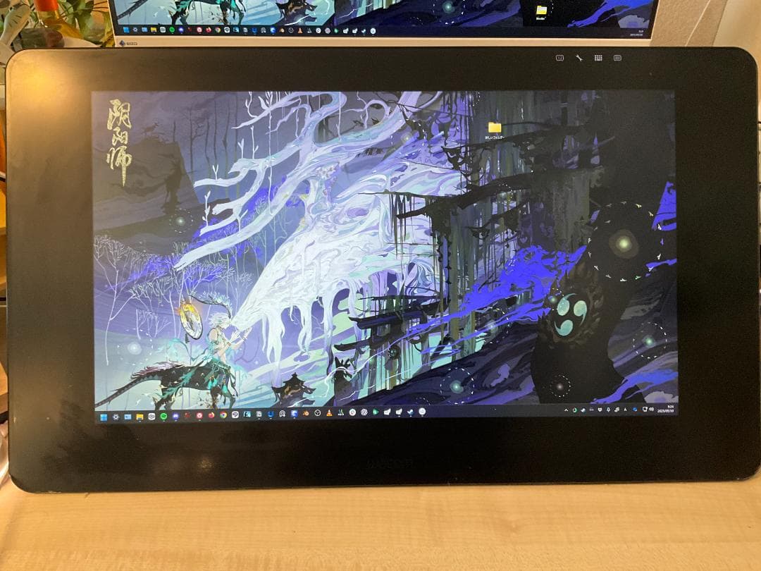 Wacom Cintiq Pro 24　ペンモデル　DTK-2420/K0