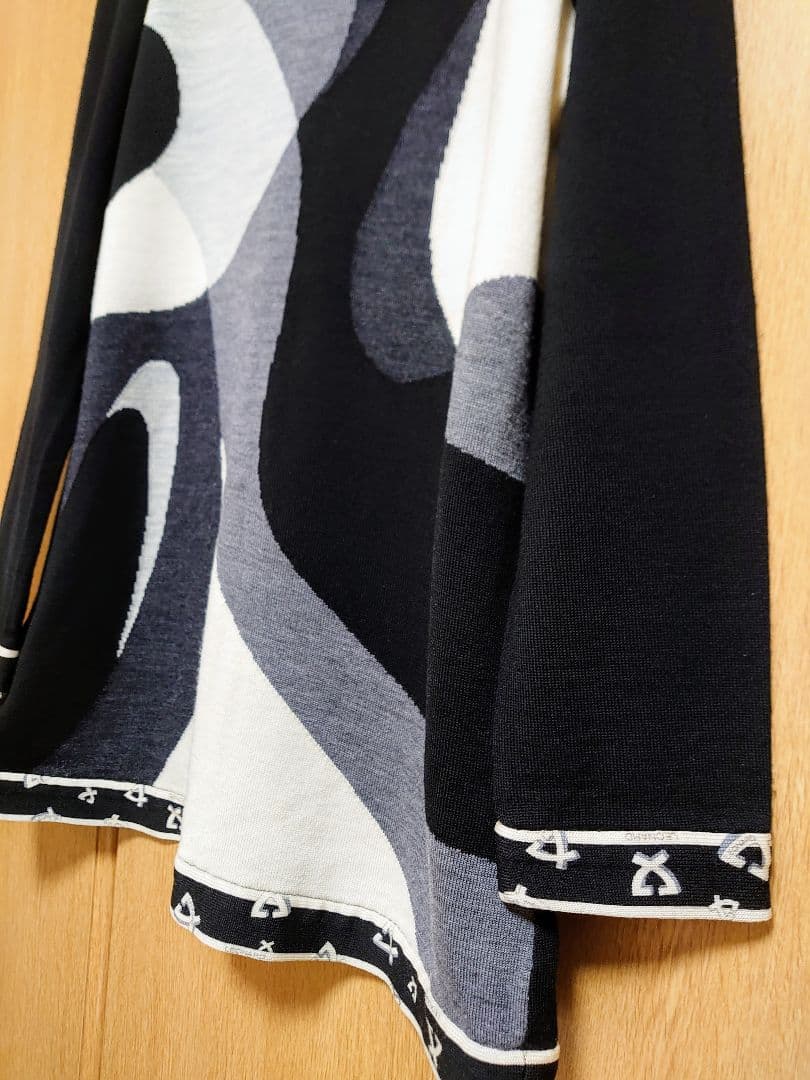 最終価格★極美品★レオナール★ウール チュニック ★４２ ブラック