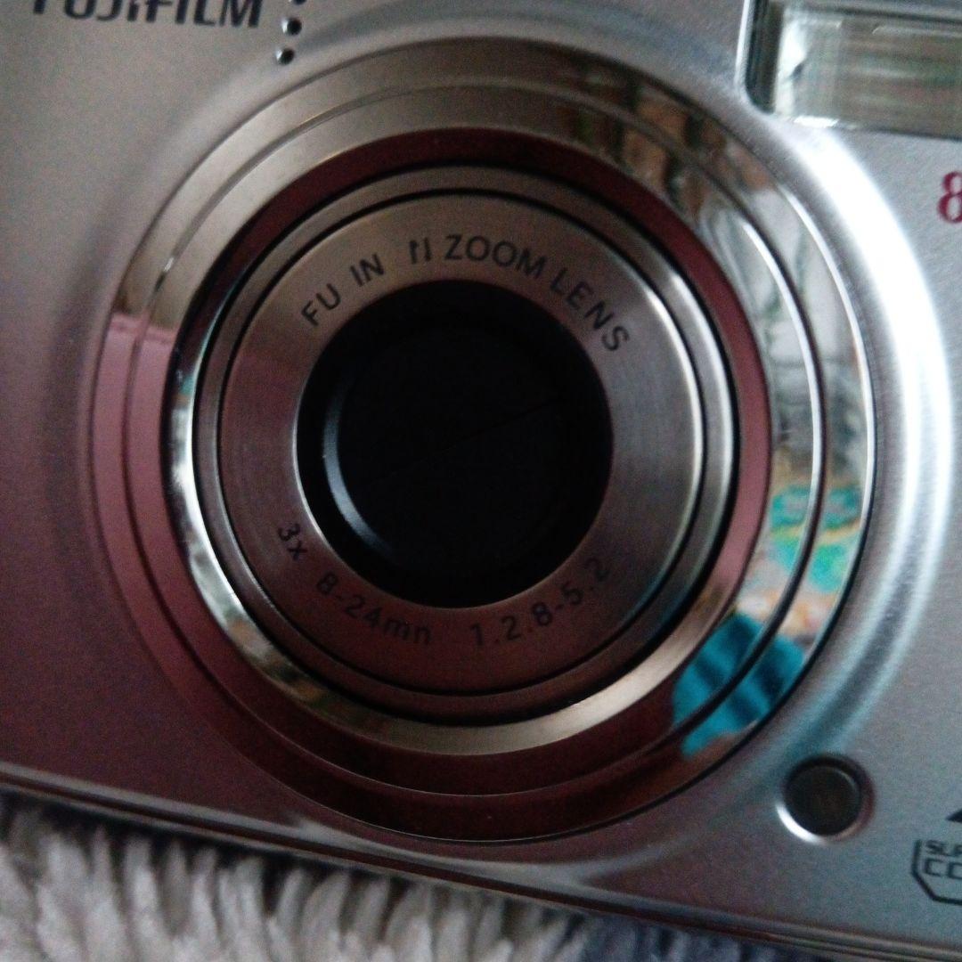 コンパクトカメラ