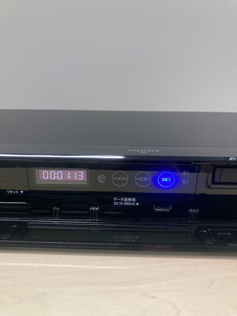 めっちゃ綺麗　シャープ　AQUOS ブルーレイ　 BD-W570