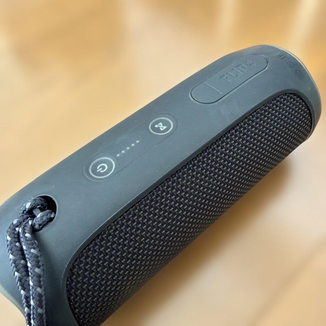 【美品】JBL FLIP4 専用ケース付き