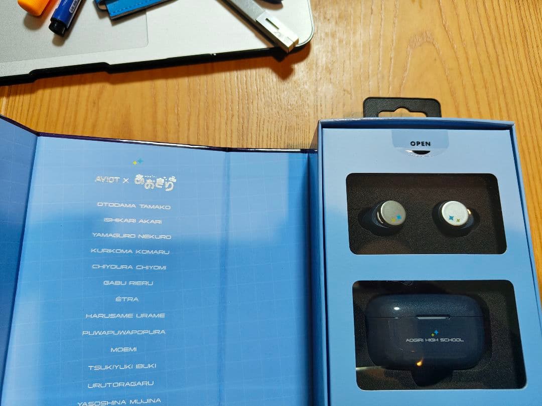 AVIDOT x AOGIRI HIGH SCHOOL ワイヤレスイヤホン