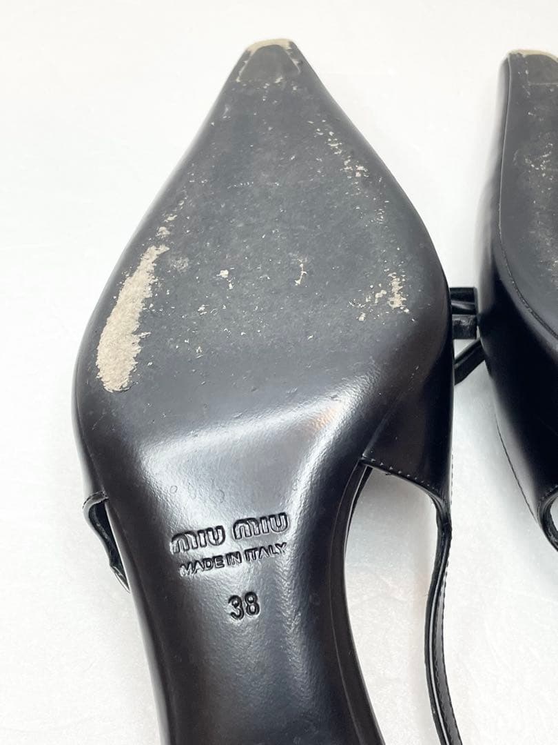 [キズ有り] MiuMiu レザー スリングバック ヒール(38/25cm)