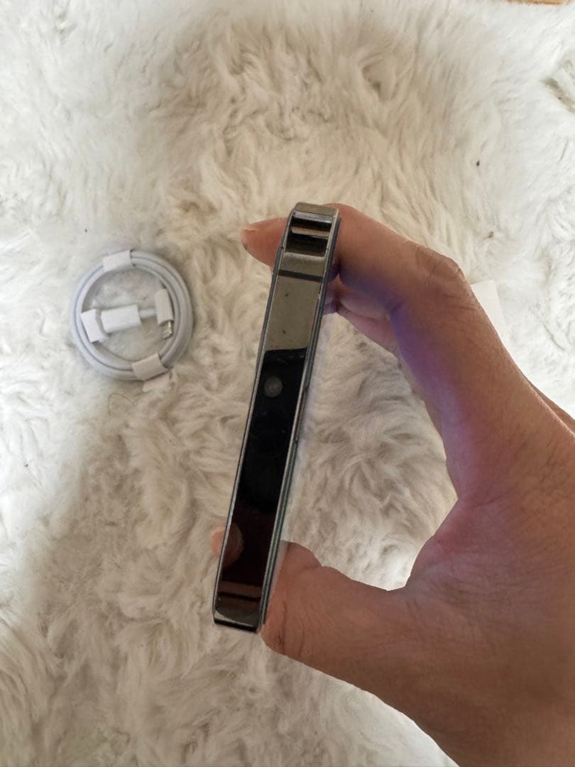 iPhone 12 pro Simフリー バッテリー90%