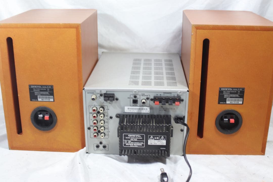 ONKYO オンキョー　オンキヨー　CD/MD コンポ FR-7GX