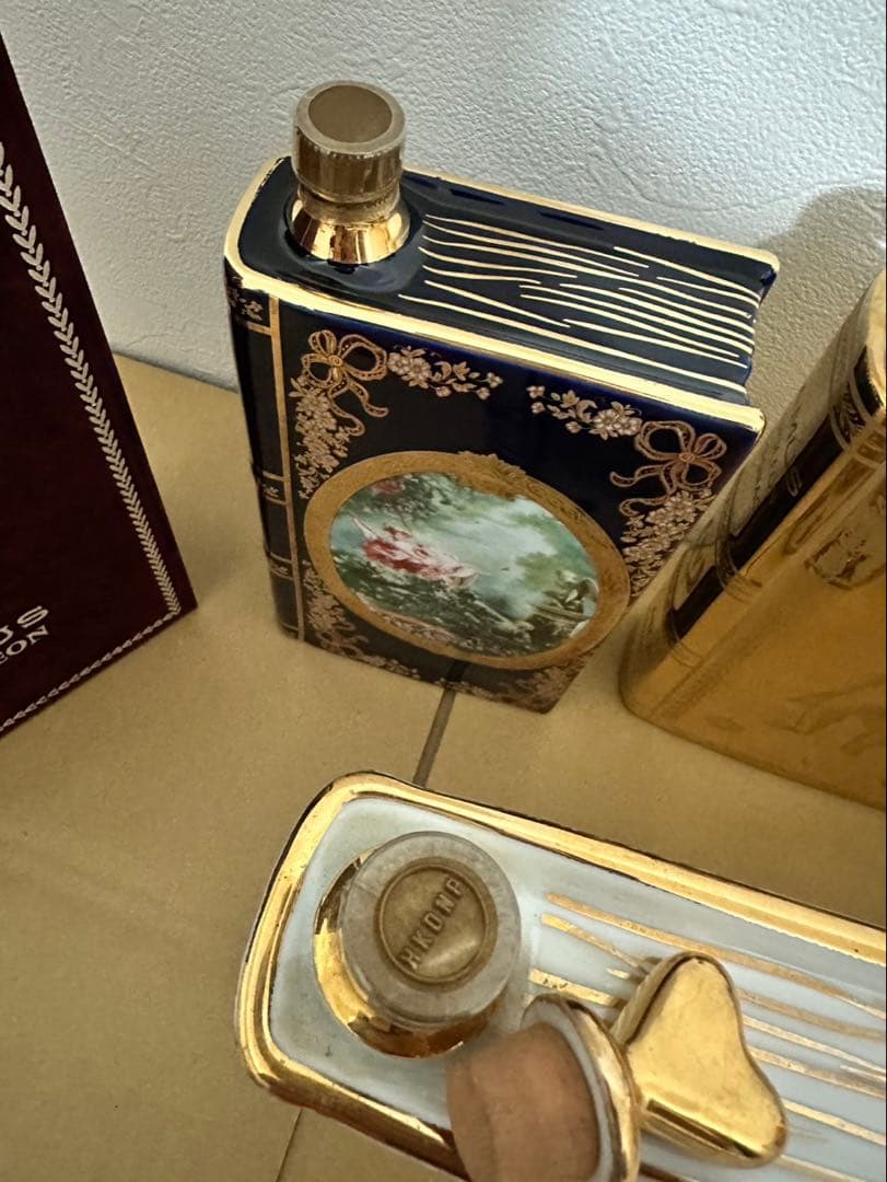 美品　未開栓　ラップ付き　ナポレオン　カミュ　ブック　７本セット　箱一個つき