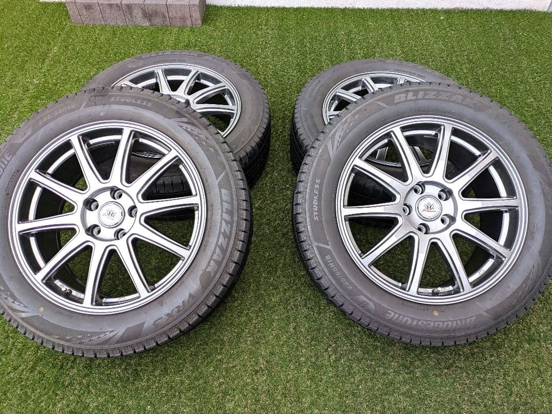 【送料込】ブリザック VRX3 18インチ 225/55R18 スタッドレス