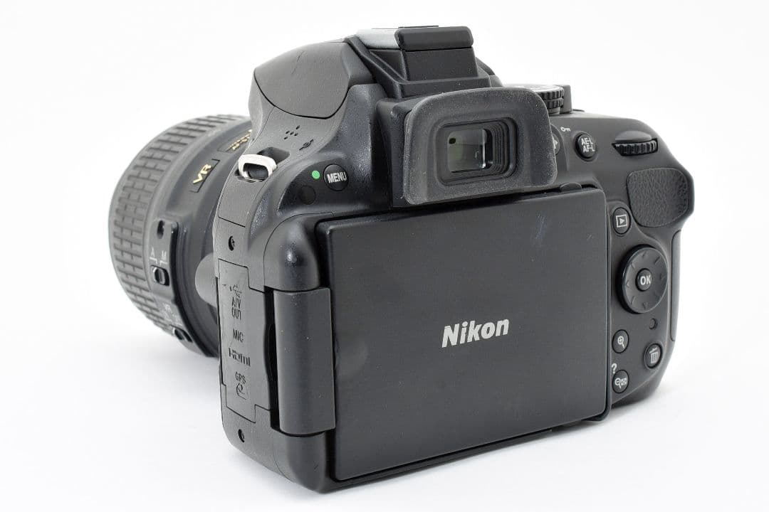 美品✨Nikon D5200✨高画質 高性能AF✨標準ズームセット 手ブレ補正