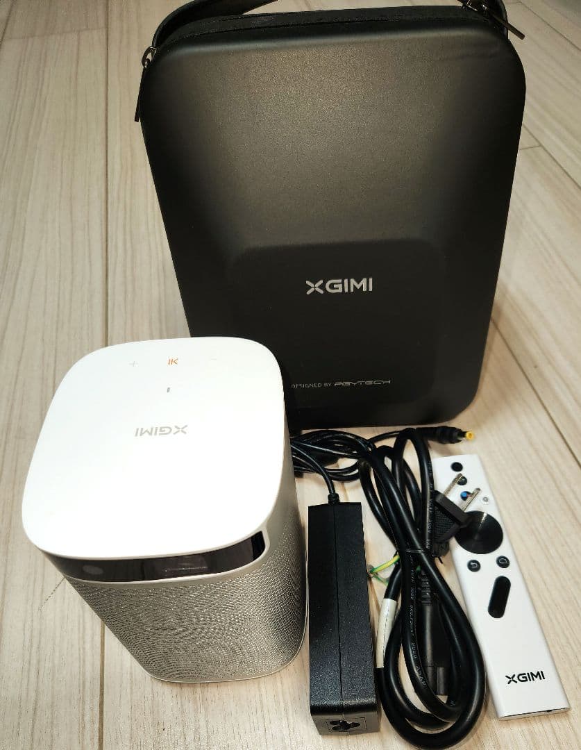 XGIMI MOGO 2 Pro プロジェクター本体 別売ケース付