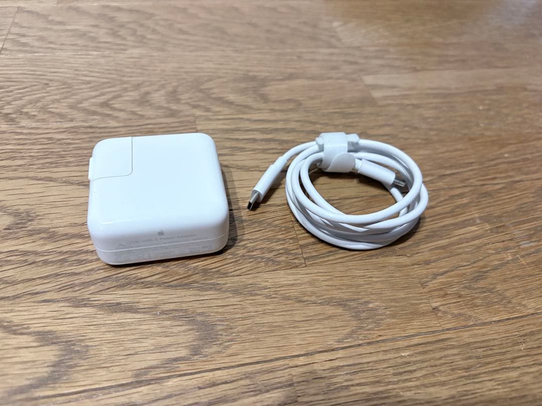 MacBook Air スペースグレイ 256GB M1、2020モデル