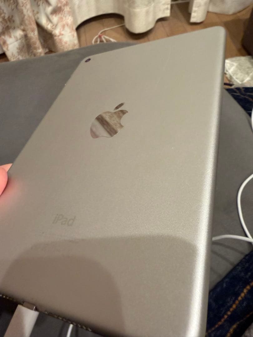 15000円　iPad mini 4 第4世代　 Wi-Fiモデル　64GB