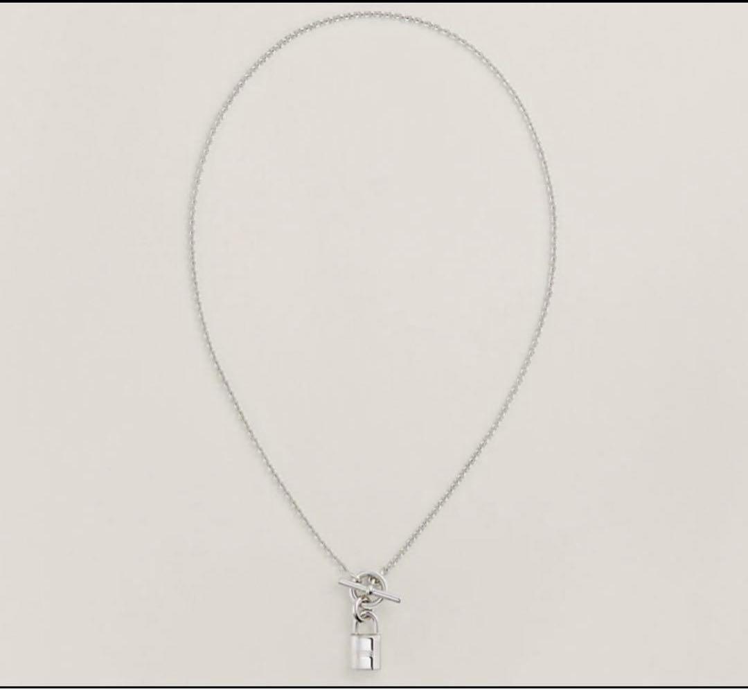 入手困難　国内正規品 エルメス ケリーカナデペンダント アミュレット　SV925