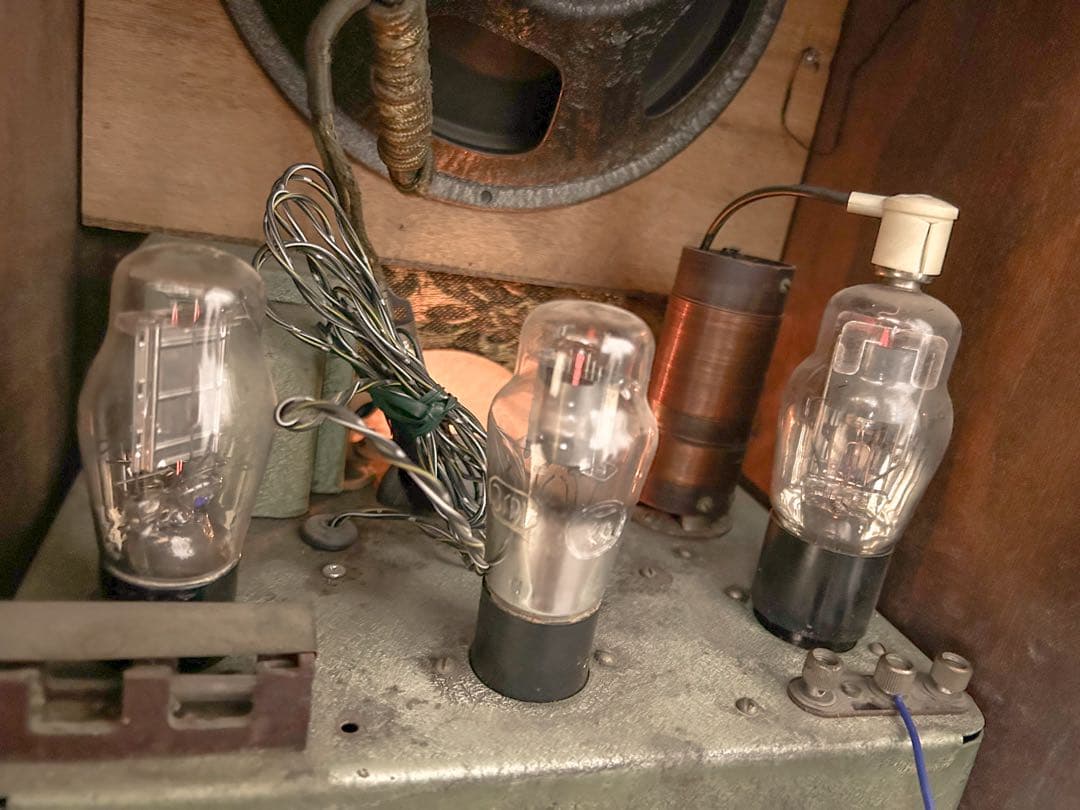 【最終値下・動作品】昭和レトロ　戦前製　メーカー不明　三ペン　真空管ラジオ