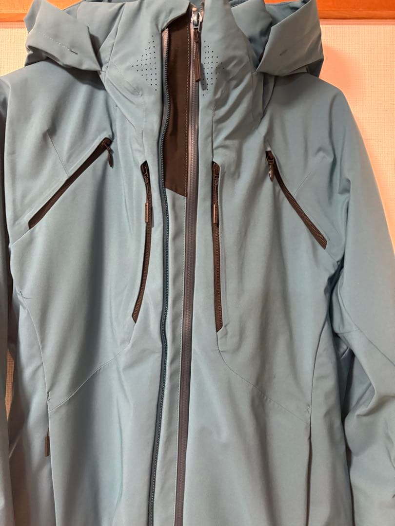 デサント スキーウェア　ジャケット　S.I.O INSULATED JACKET