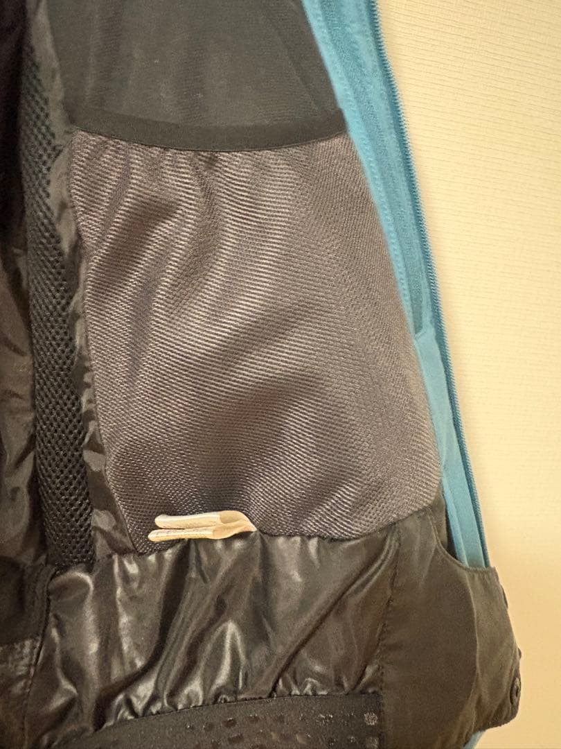 デサント スキーウェア　ジャケット　S.I.O INSULATED JACKET