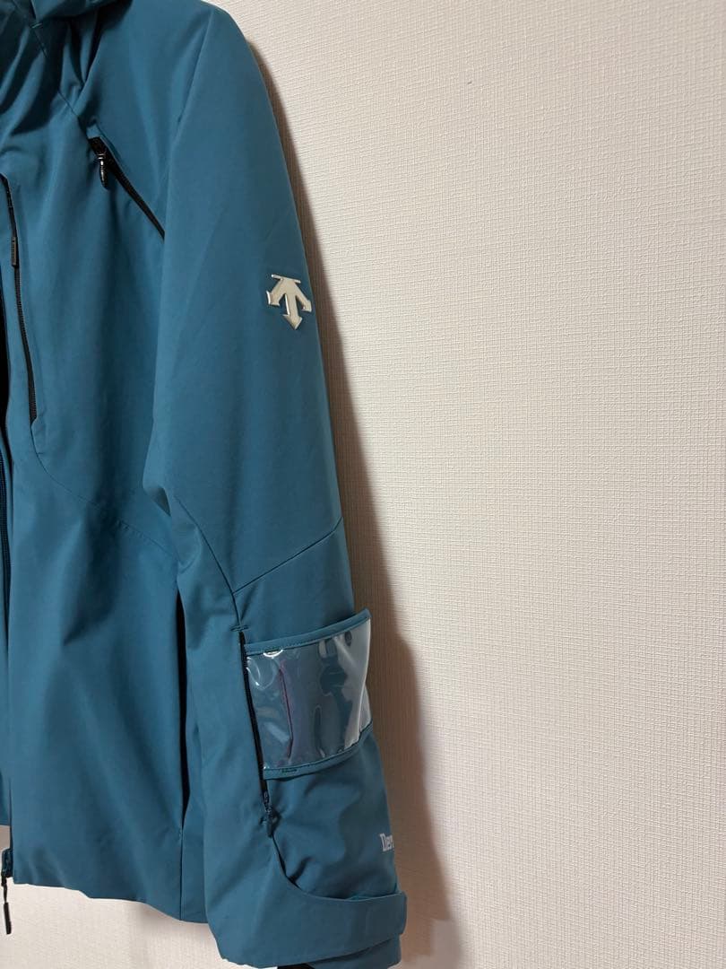 デサント スキーウェア　ジャケット　S.I.O INSULATED JACKET