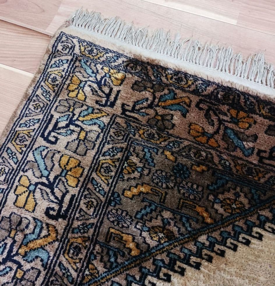 Y3075 パキスタン絨毯 ウール 手織り 181×122㎝ トライバルラグ