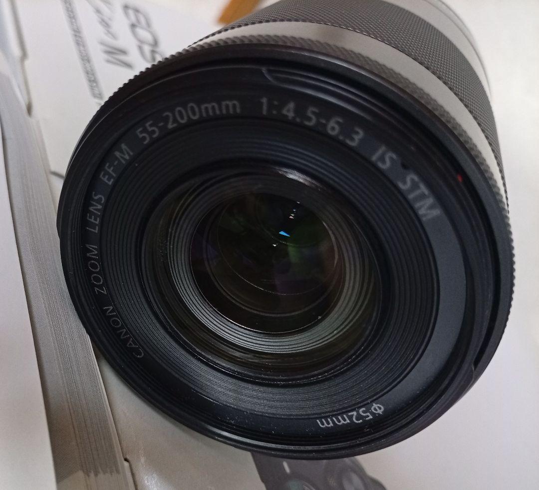 CANON Kiss M Wレンズ 15-45mm　55-200mm 美品箱付!