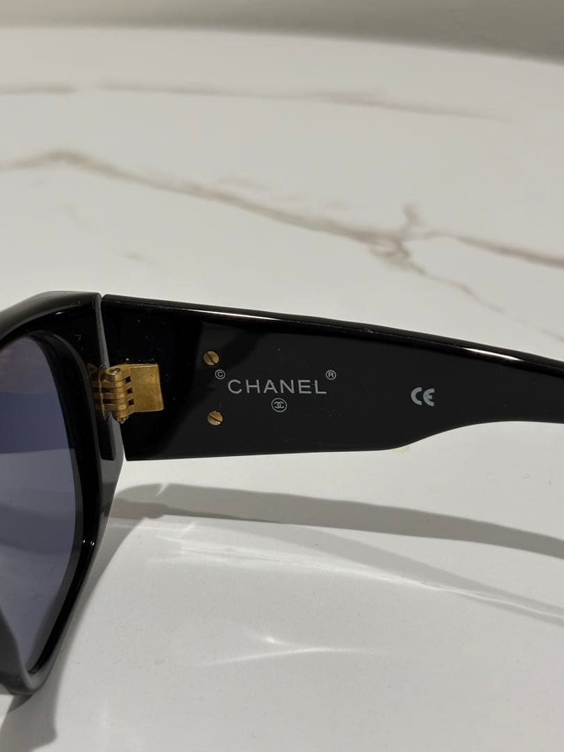 CHANEL サングラス ブラック キルティングデザイン