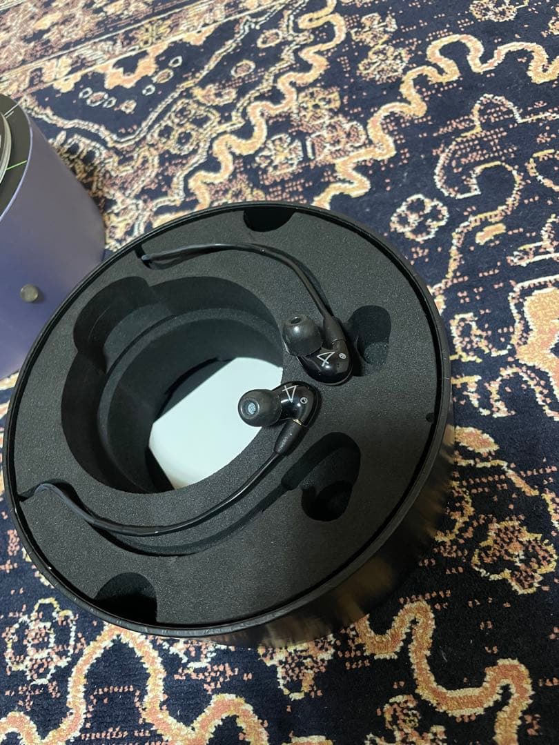 SHURE AONIC4 高遮音性 有線イヤフォン SE42HYBK+UNI-A