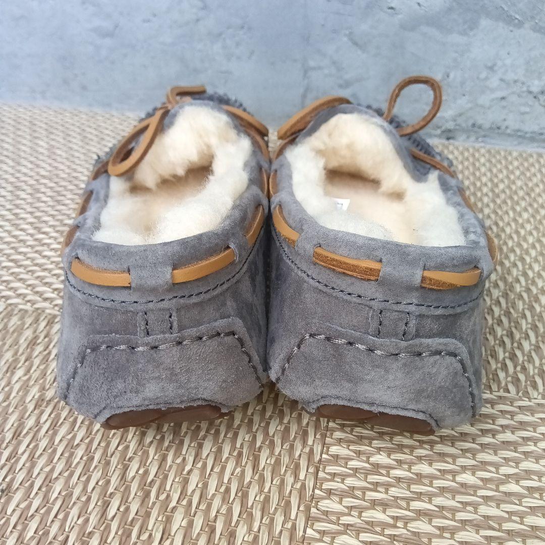 【未使用】UGG アグ DAKOTA ダコタ　モカシン ムートン 22cmグレー