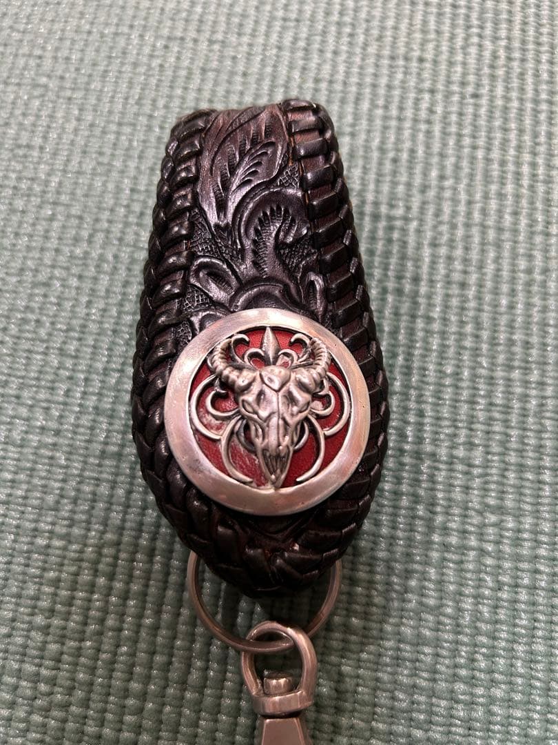 ALZUNI アルズニ キーホルダー ベルトループ シルバー製バッファロー付き