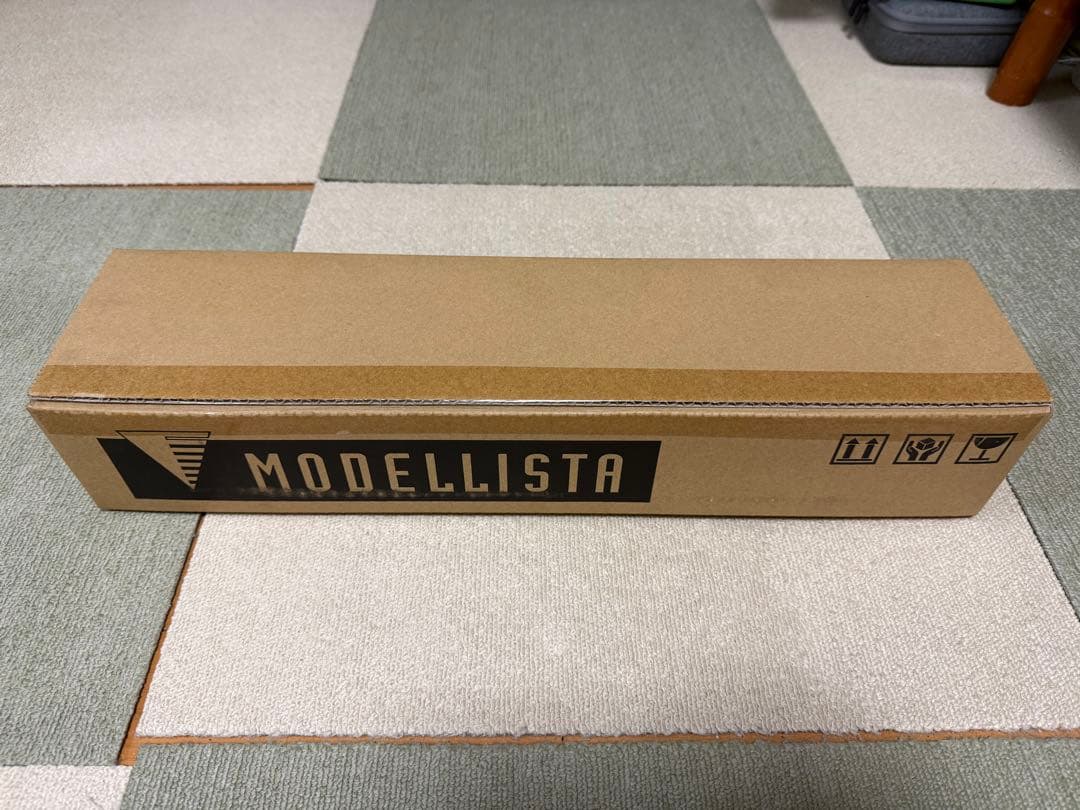 アルファード30系後期　モデリスタバックドアガーニッシュ　メッキ