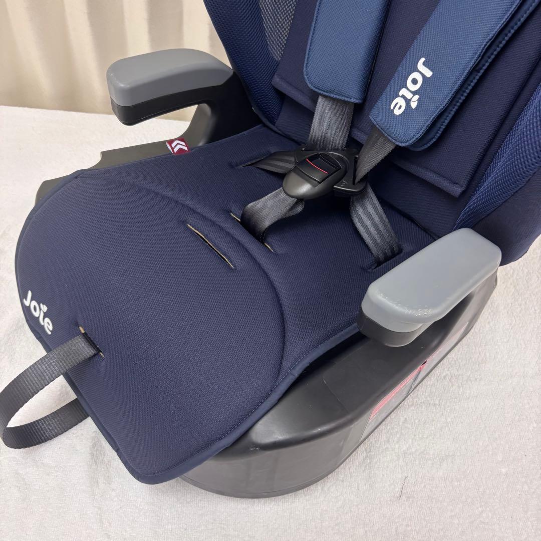 クリーニング済　☆美品☆　1才半〜12才　ジョイー　ジュニアシート　エレベート