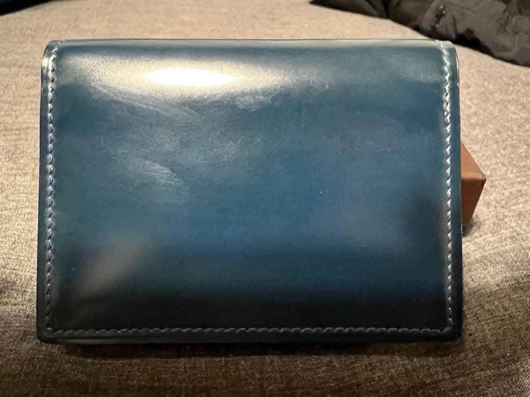 【中古】Paul Smith 名刺入れ　 蝋引きコードバン　美品　ブルーカラー