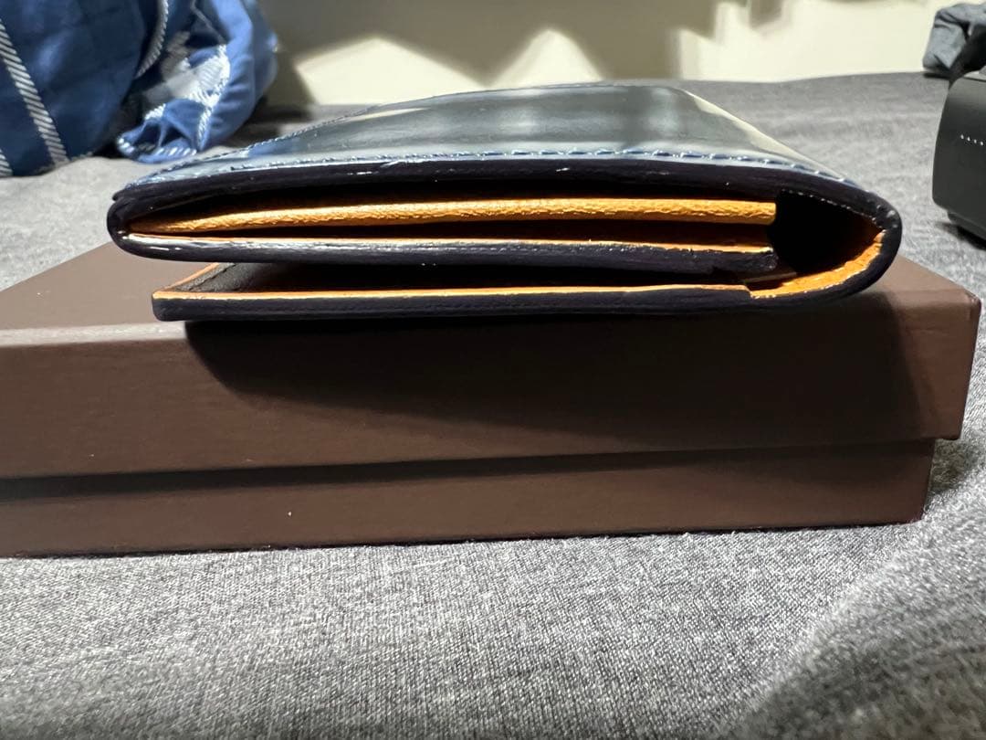 【中古】Paul Smith 名刺入れ　 蝋引きコードバン　美品　ブルーカラー