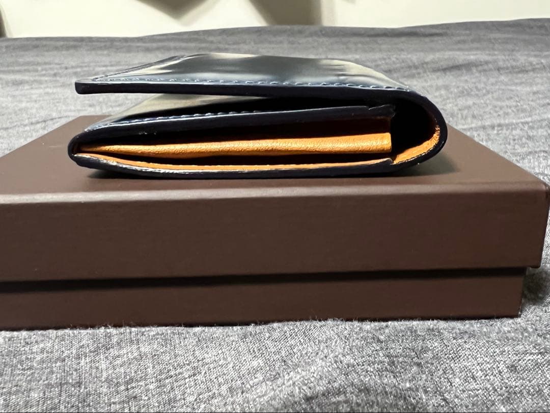 【中古】Paul Smith 名刺入れ　 蝋引きコードバン　美品　ブルーカラー
