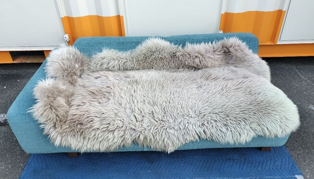 ノイエス「NOYES」Decibelシリーズ ローソファ