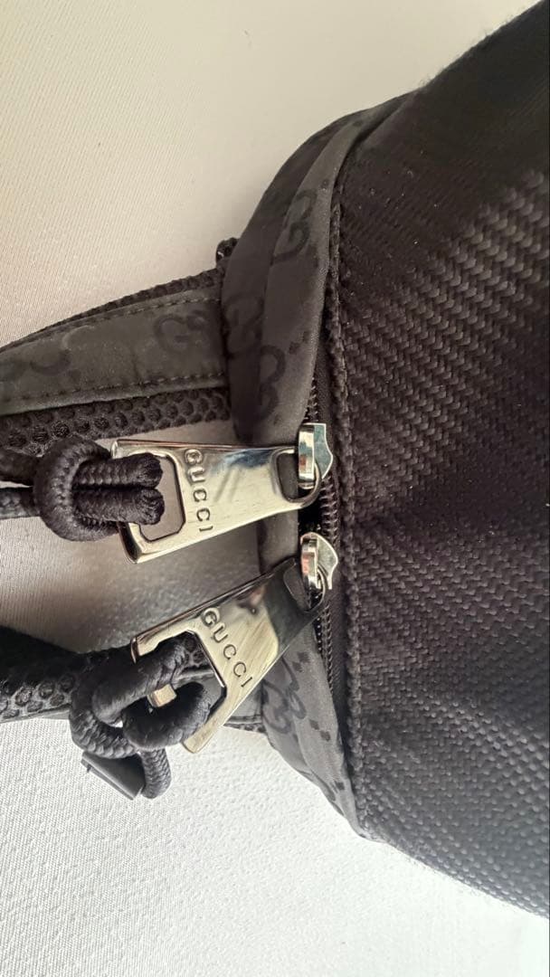 GUCCI GG ナイロン ミディアム バックパック