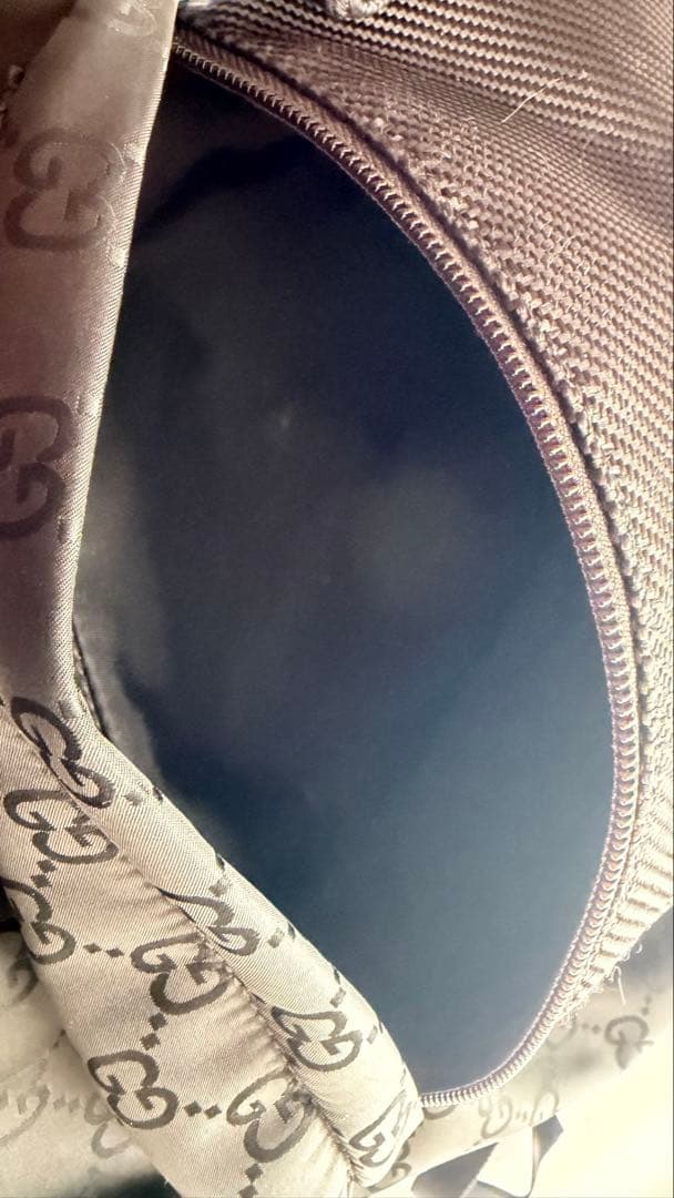 GUCCI GG ナイロン ミディアム バックパック