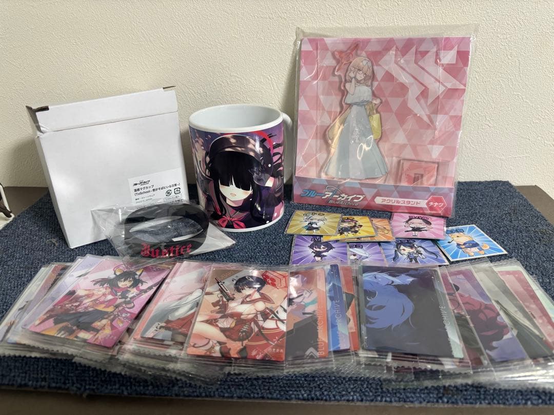 ブルーアーカイブ プラナ ワイヤレスヘッドホン ANIMA AOW03 他グッズ