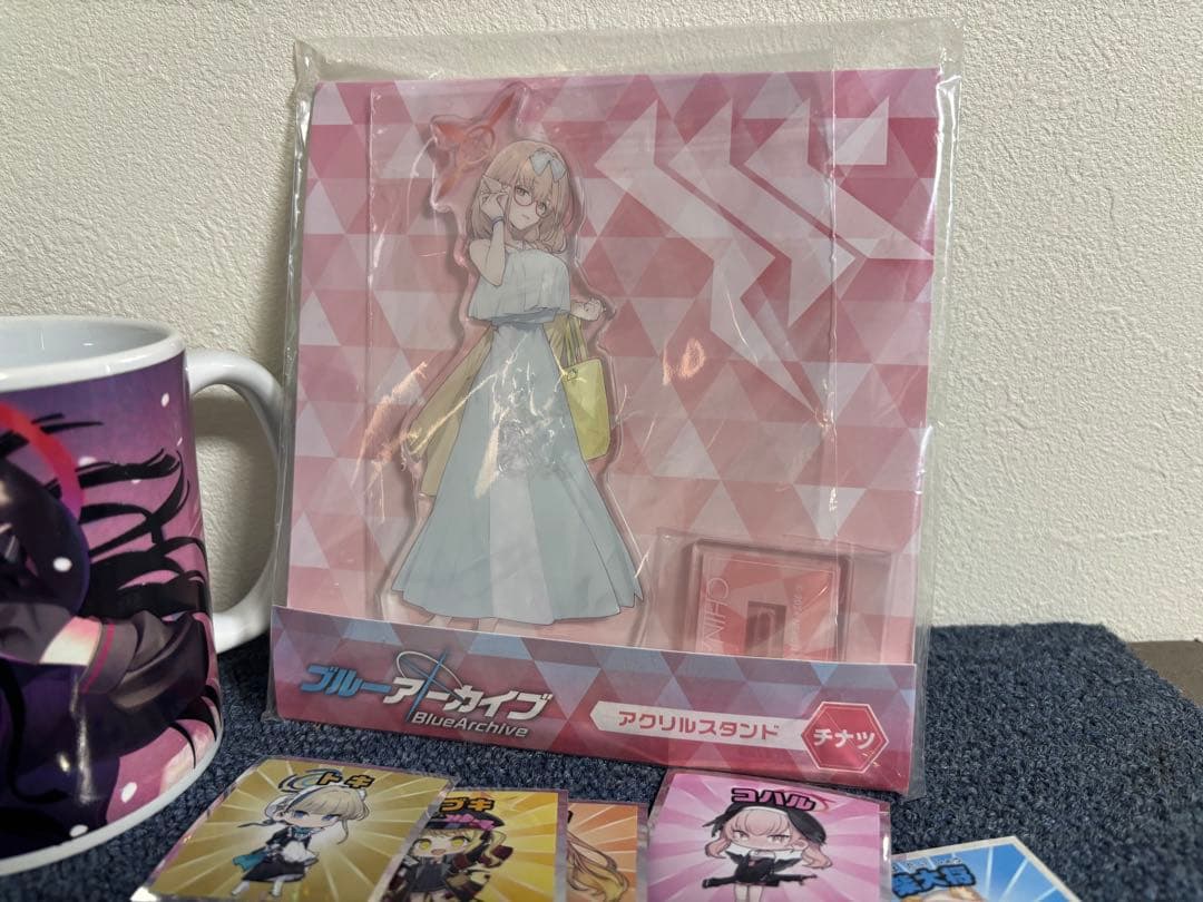 ブルーアーカイブ プラナ ワイヤレスヘッドホン ANIMA AOW03 他グッズ