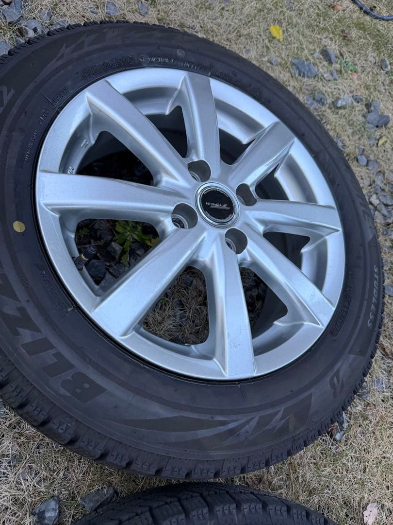 175/65R15 24年製あり　スタッドレスホイールセット　アクア等