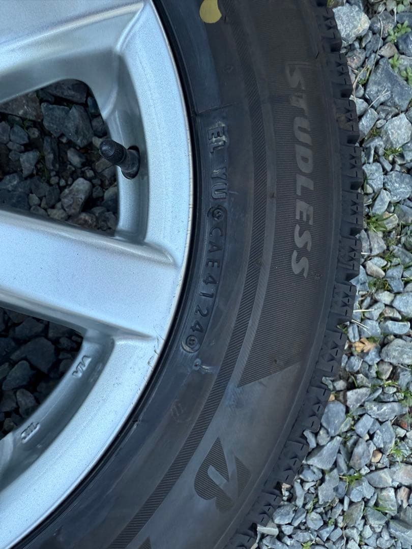 175/65R15 24年製あり　スタッドレスホイールセット　アクア等