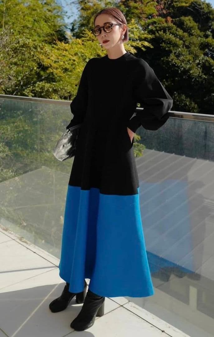 【新品タグ付】OMMO×荻原桃子 ニットワンピース オシャレ オーエムエムオー