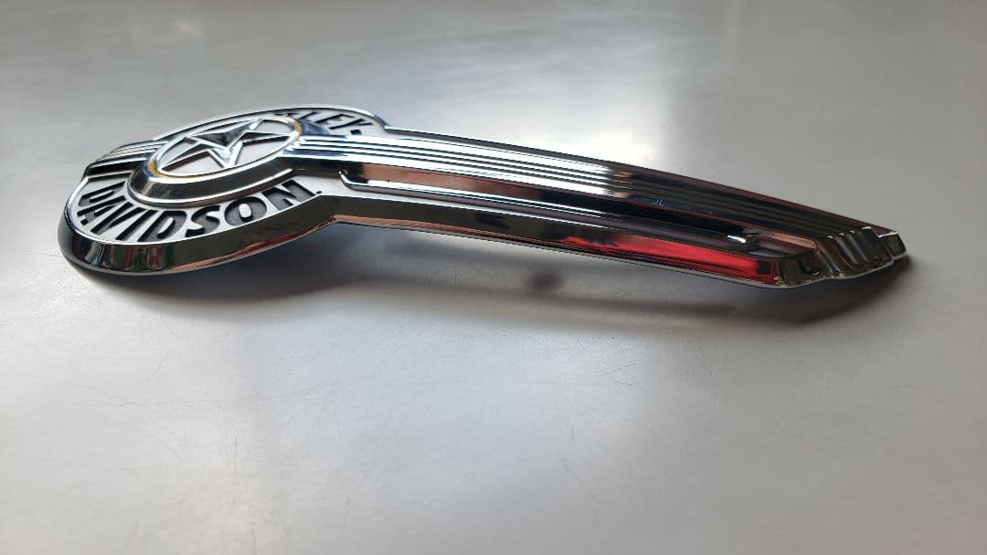 ■新車はずし■Harley-Davidson■ハーレー純正エンブレム左右セット