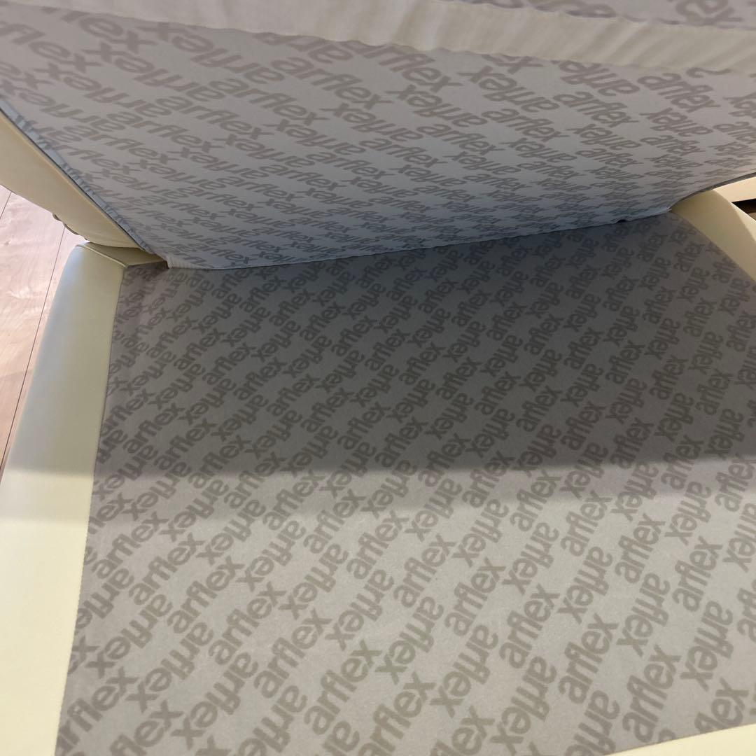 美品　アルフレックス　ホワイト スクエアオットマン レザー　本革