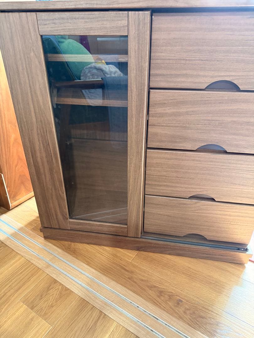 木目調 食器棚 ガラス扉 4引き出し