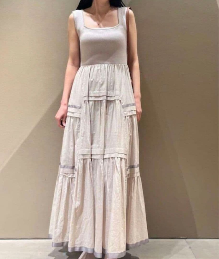 【セット販売】ニットコンビタックティアードワンピース ／カーディガンつき