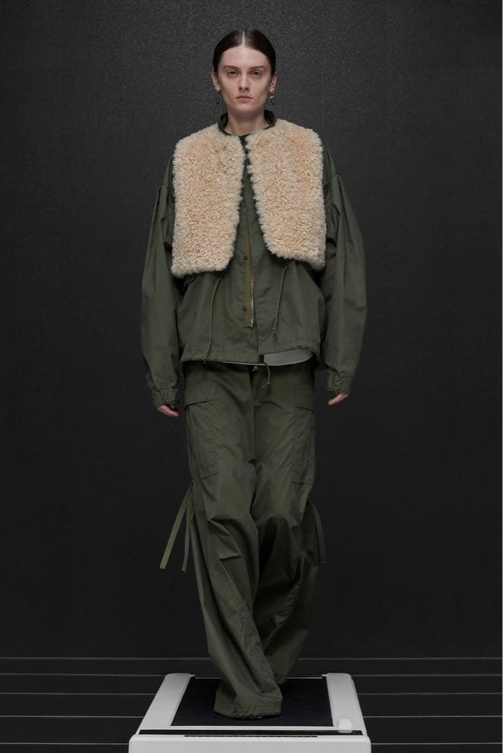 HYKE M-51 TYPE SHELL PANTS サイズ2 パンツ