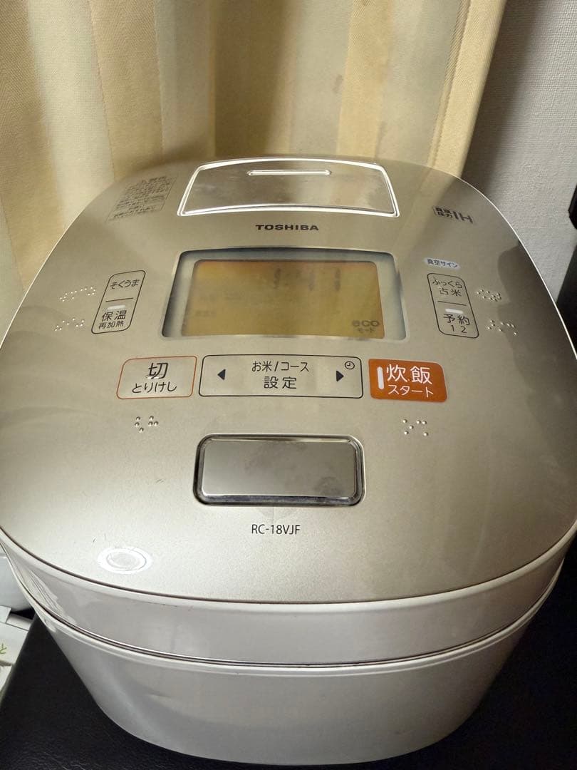 TOSHIBA RC-18VJF 炊飯器