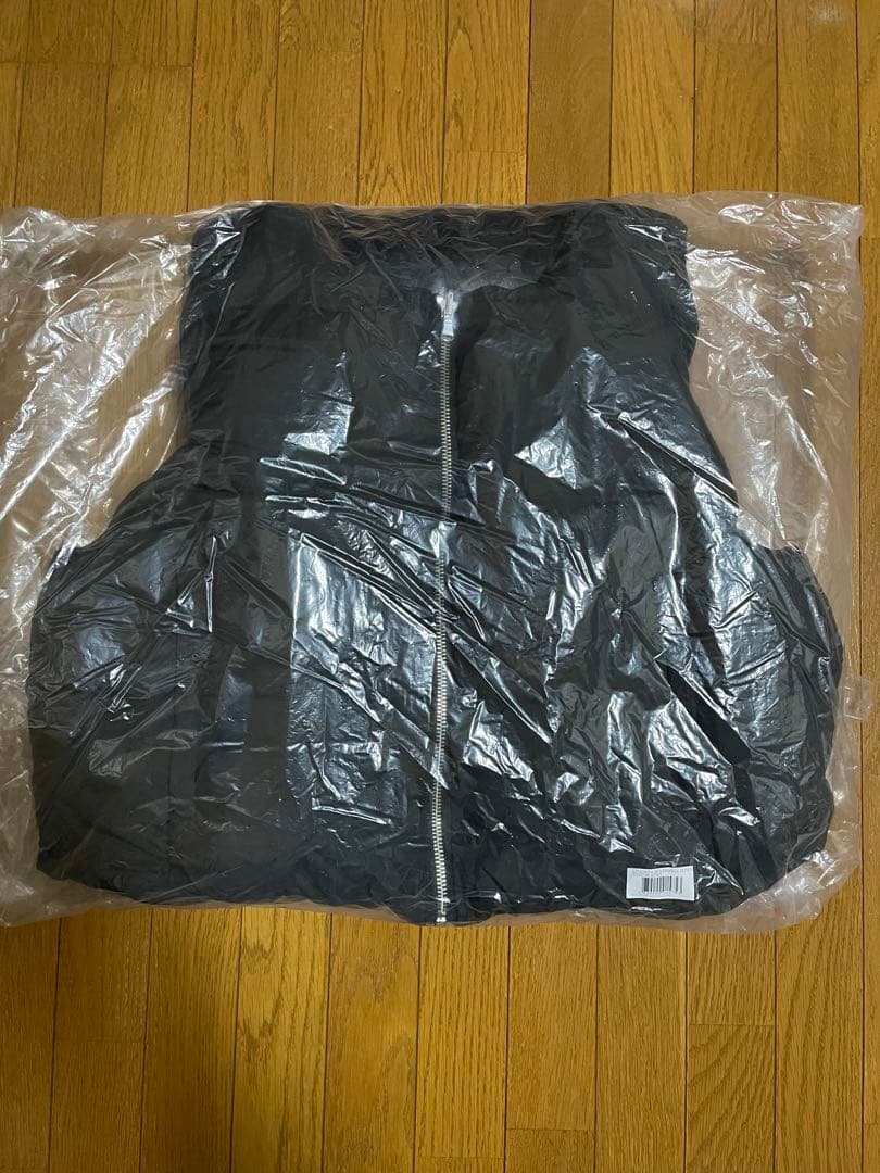 MLVINCE LIMONTA REVERSIBLE DOWN VEST 黒