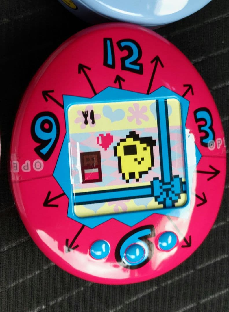 や*れ様 たまごっちチョコ缶　4種セット　未開封